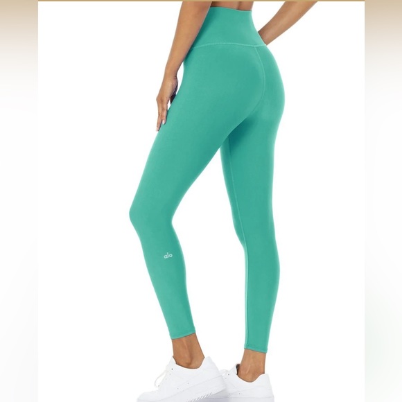 ALO Yoga Airlift 7/8 Leggings Medium - Picture 2 of 9